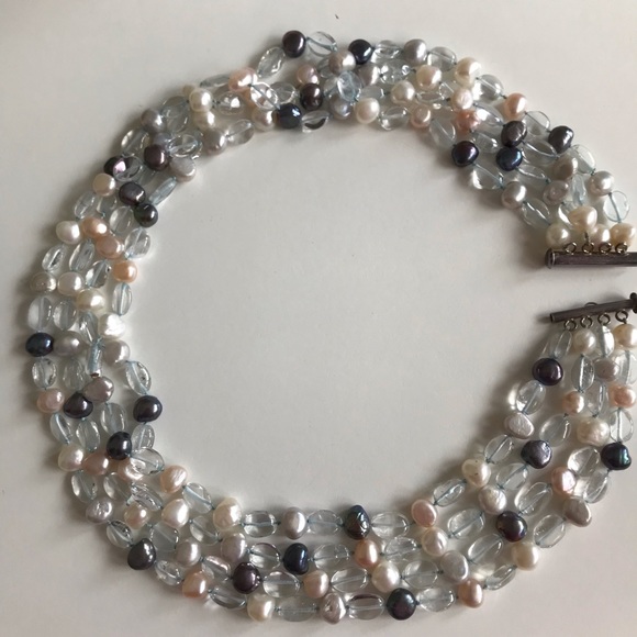 4 Strands Beaded Necklace - Picture 6 of 8